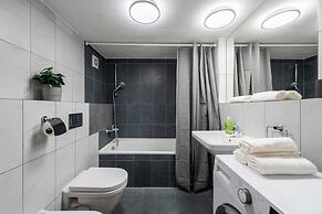 Luxury 5-bedrooms apart in Prague