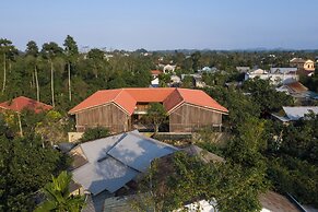 Hachi Homestay & Spa