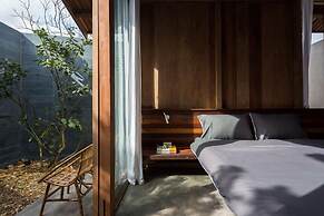 Hachi Homestay & Spa