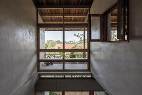 Hachi Homestay & Spa