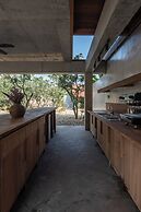 Hachi Homestay & Spa