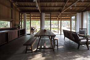 Hachi Homestay & Spa