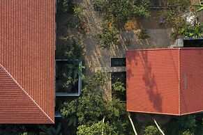 Hachi Homestay & Spa