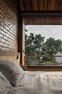 Hachi Homestay & Spa