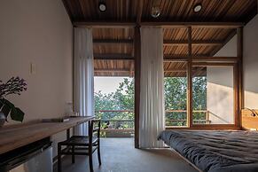 Hachi Homestay & Spa