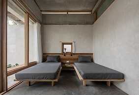 Hachi Homestay & Spa