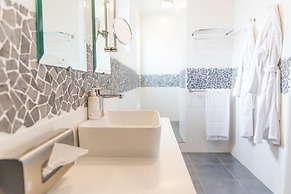 Hôtel Baie des Anges & Spa marin