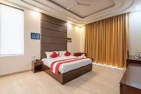 Hotel Florence and Banquets By Elite Sol