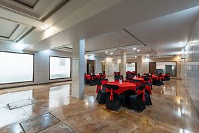 Hotel Florence and Banquets By Elite Sol