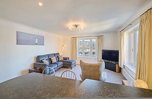 Host Stay Hunton Court