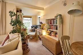 Host Stay Trinity Way