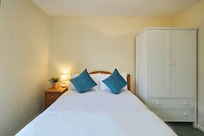 Host Stay Trinity Way