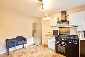 Host Stay Trinity Way