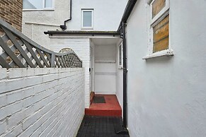 Host Stay Queen Street Apartment