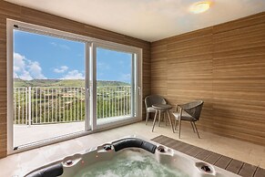 Magnifica Gozitan Villa Pool And Jacuzzi