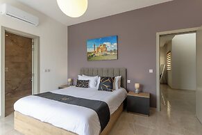 Magnifica Gozitan Villa Pool And Jacuzzi