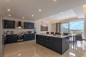 Magnifica Gozitan Villa Pool And Jacuzzi