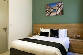 Magnifica Gozitan Villa Pool And Jacuzzi