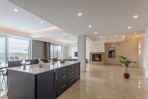 Magnifica Gozitan Villa Pool And Jacuzzi