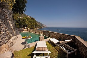 Torre Sponda Casa Angelica Private Beach