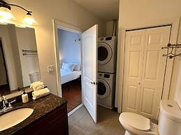 Sosuite 2BR Apt w W D Gym On-site Restaurant