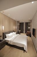 LOTUS BLU HOTEL NAGA