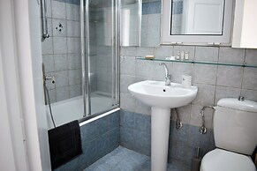 Oliver Suites by Ulysses Apartments