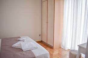 Oliver Suites by Ulysses Apartments