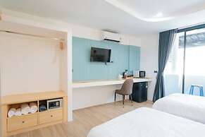 Phunaya Phuket Oldtown Hotel