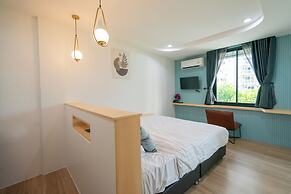 Phunaya Phuket Oldtown Hotel