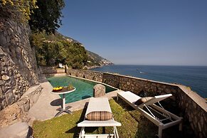 Villa Torre Sponda Private Beach