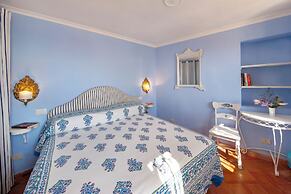 Villa Torre Sponda Private Beach