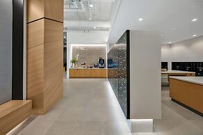 High-rise Apt Raleigh Free Parking Sunset View 1