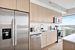 High-rise Apt Raleigh Free Parking Sunset View 1