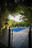 Vanah Villa And Resort