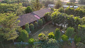Vanah Villa And Resort
