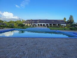 RITZY ARCADIA COTTAGES