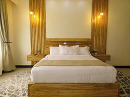 RITZY ARCADIA COTTAGES