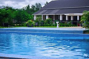 RITZY ARCADIA COTTAGES