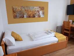 Hotel Karolinger