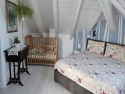 Charming Trento Apartment With Mountain Views