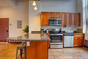 Sosuite 1BR Apt w W/d, Gym, On-site Restaurant