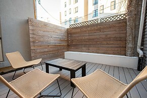 Sosuite 1BR Apt w Patio W D Sofabed