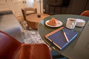 Sosuite 1BR Apt w Patio W D Sofabed