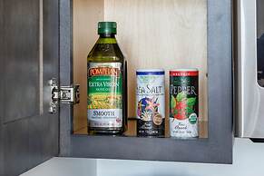 Sosuite Studio Penthouse w W/d, Gym, On-site Bar