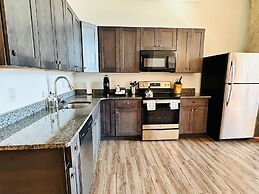 Sosuite 2BR Apt w W/d, Gym, On-site Restaurant