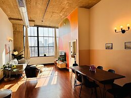 Sosuite 2BR Apt w W/d, Gym, On-site Restaurant