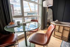 Sosuite 2BR Apt w W D Newly Renovated