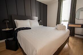 Sosuite 2BR Apt w W D Newly Renovated