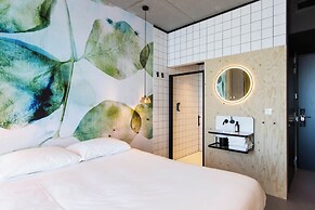 The Urban Hotel Moloko